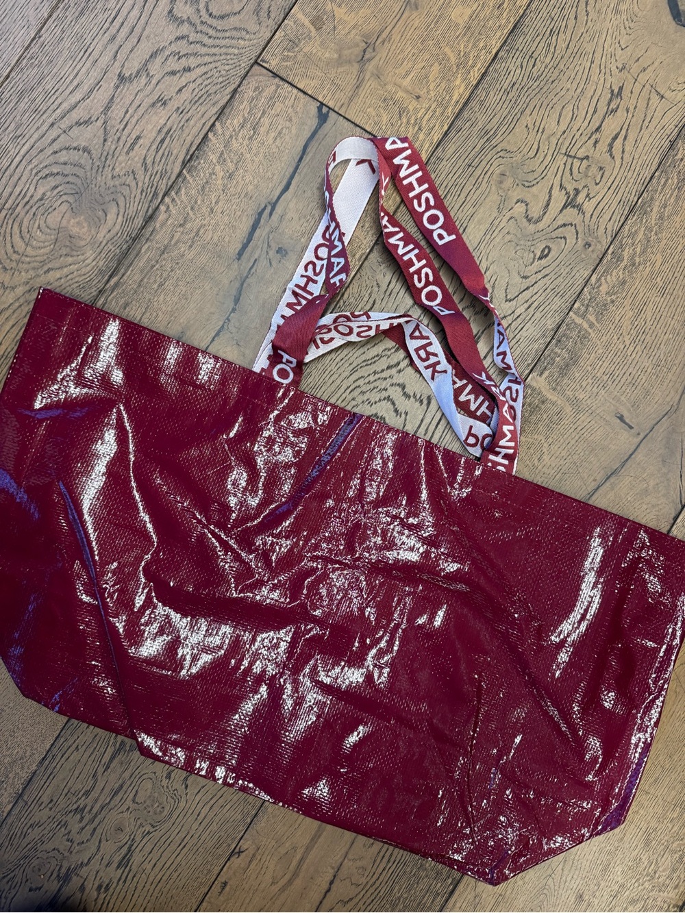 Poshfest Giveaway!